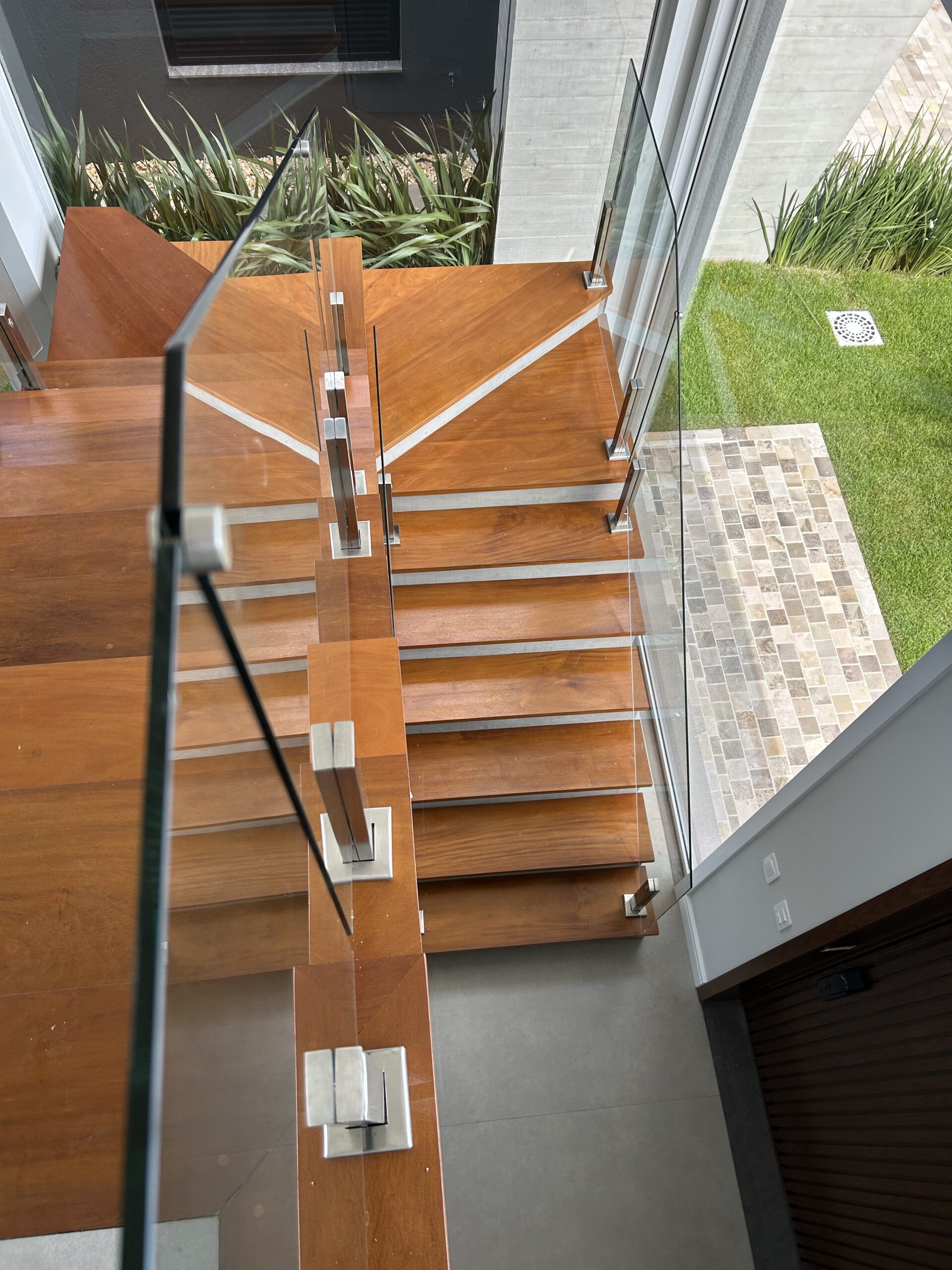 Linha Steel Glass